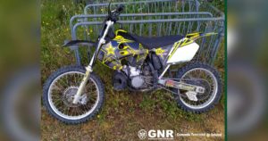 Motociclo furtado em 2002 em Espanha Recuperado na Quinta do Conde Palmela pela GNR de Setúbal
