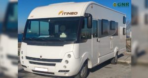 Autocaravana furtada a 18 de Junho no parque de estacionamento do aldeamento Pedras d’el Rei em Tavira