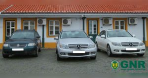 2 mercedes e 1 VW Passat apreendidos em operação contra burlas MBWAY em Borba