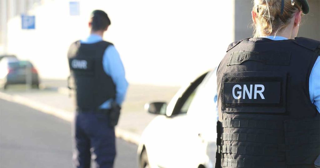 Guarda Nacional Republicana GNR Fiscalização de Trânsito