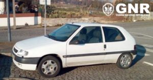 Citroen Saxo, cor branca, furtado em Paredes e recuperado pela GNR